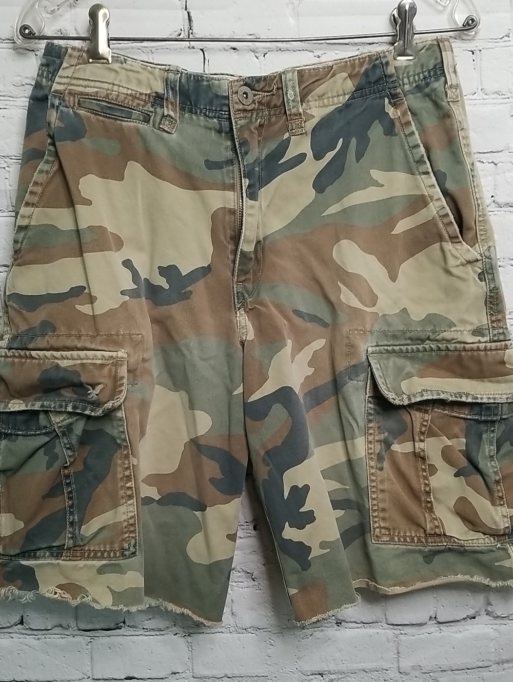 American Eagle Outfitters Cargo Shorts Camouflage Mens Small